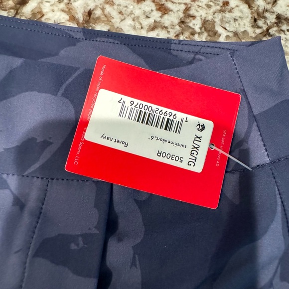 SPANX Sunshine Skort 💙 - Picture 5 of 9